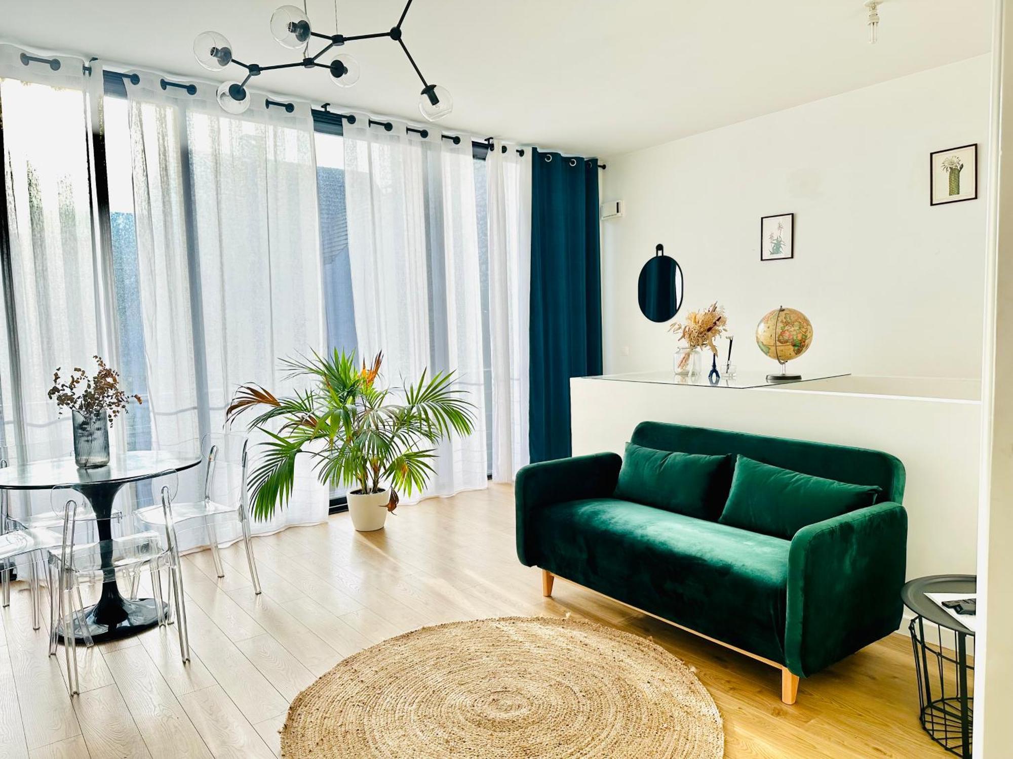 Maison 50 M2, A 5 Minutes De Paris Et Ideal Pour Disney Montreuil  Exterior photo